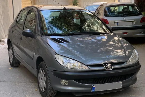 پژو 206