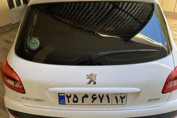 پژو 207