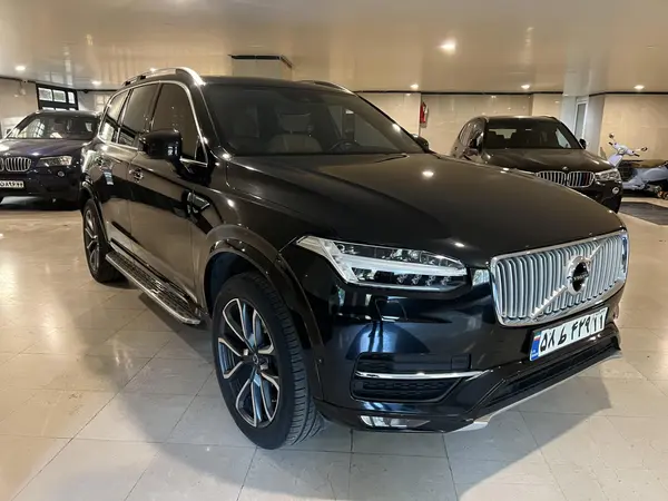 XC90
