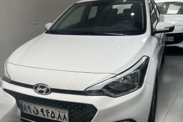 i20