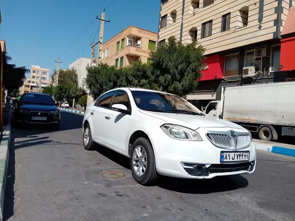 برلیانس H330