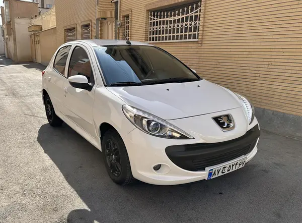 پژو 207