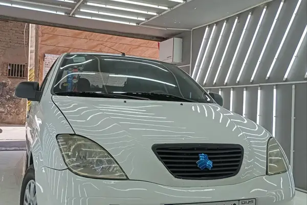 تیبا صندوق دار