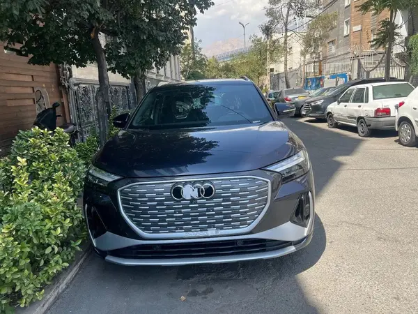 آئودی Q4 e-tron
