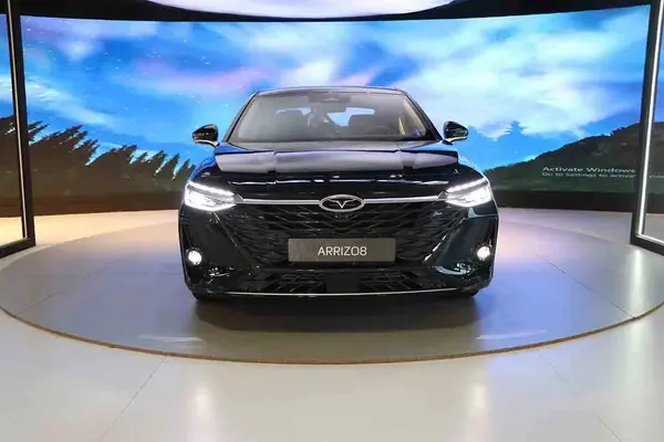 عکس فونیکس آریزو 8 (Z8)