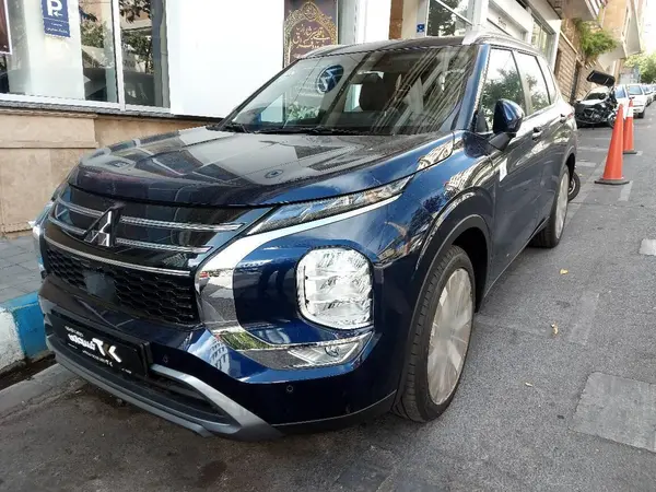 میتسوبیشی اوتلندر