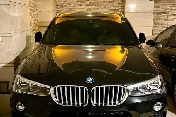 بی ام و X4