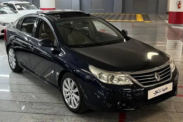 عکس رنو لتیتود