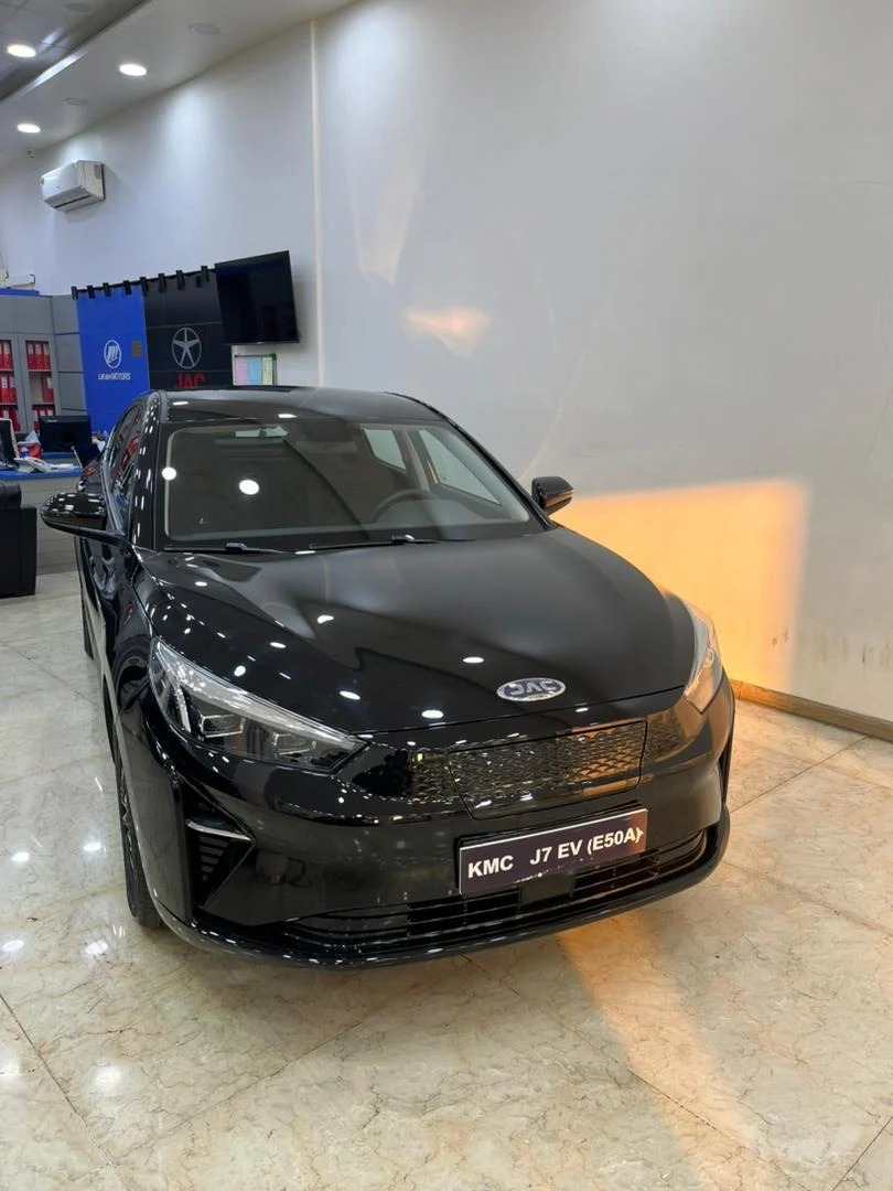 کی ام سی eJ7