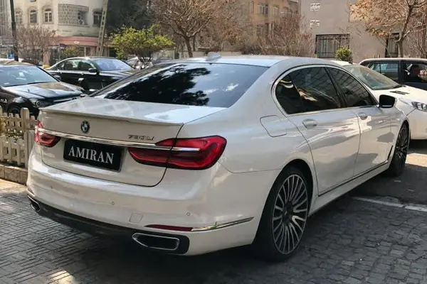 بی ام و سری 7
