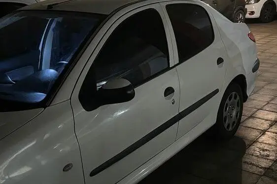 پژو 206 SD