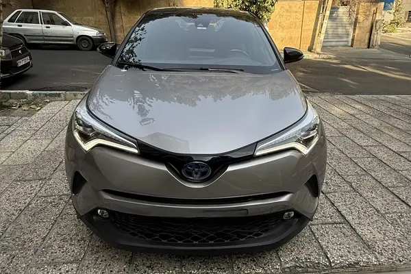عکس تویوتا C-HR هیبرید