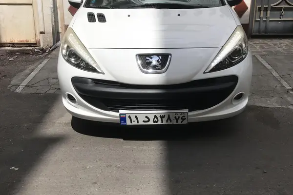 پژو 207