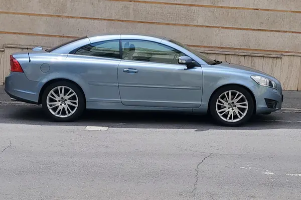 ولوو C70 کروک