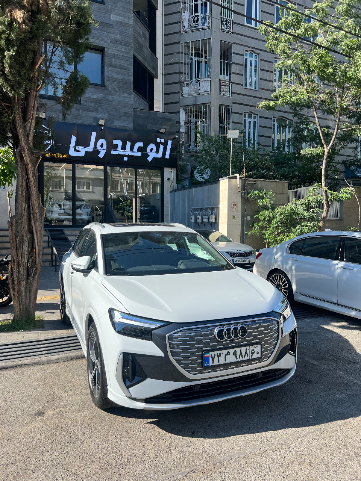 Q4 e-tron